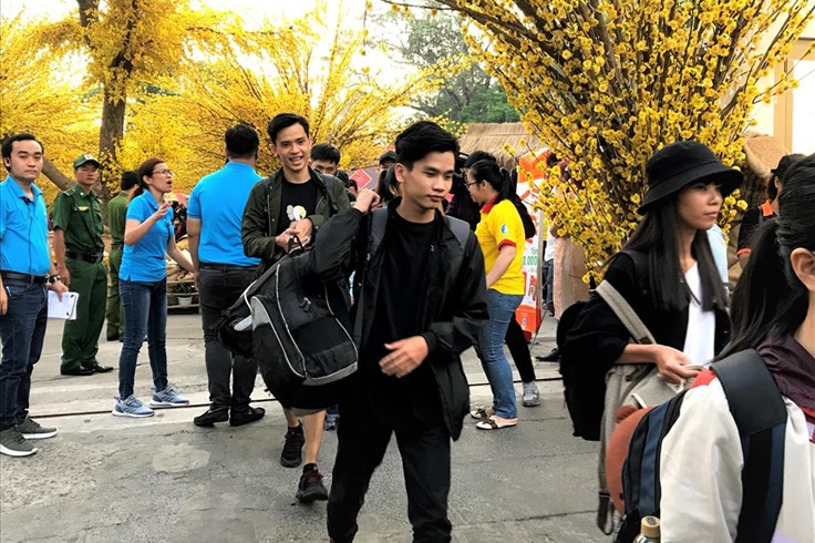 Những "Chuyến xe mùa xuân" bắt đầu lăn bánh đưa sinh viên về quê đón Tết Những "Chuyến xe mùa xuân" bắt đầu lăn bánh đưa sinh viên về quê đón Tết