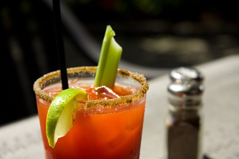 Cocktail Pickle Brine Bloody Mary. Ảnh: Bloomberg.