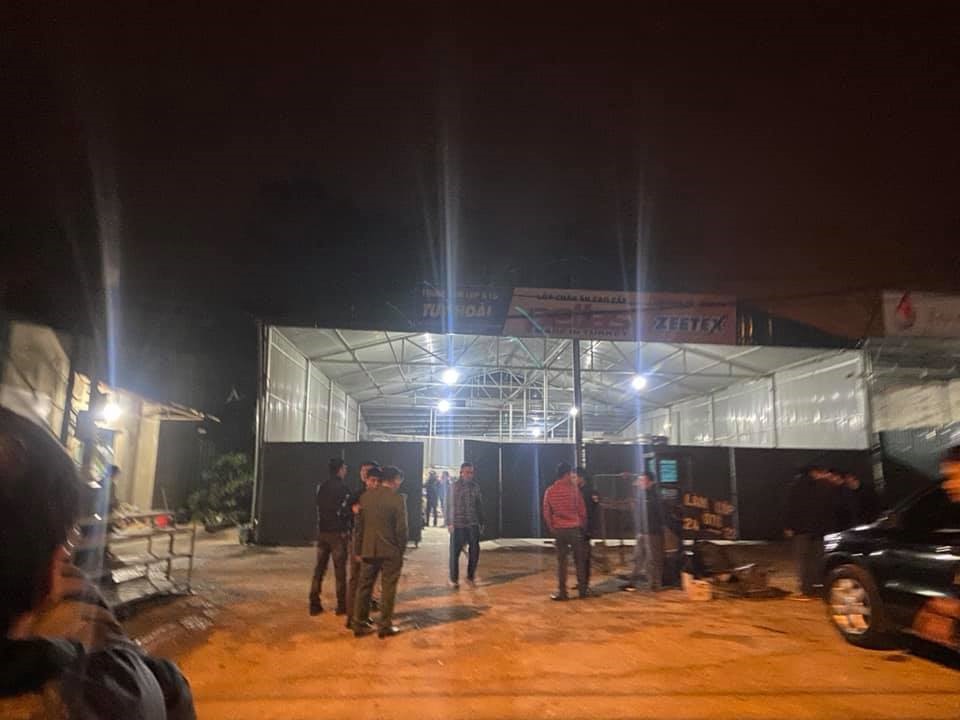 Hiện trường tối hôm xảy ra vụ án mạng.