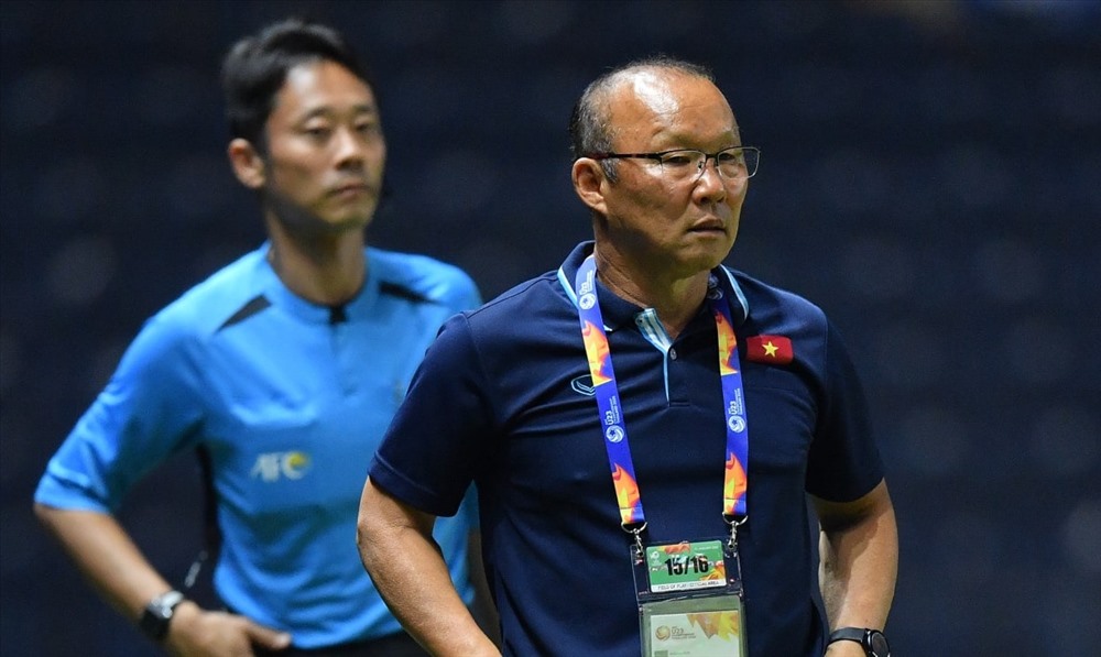 Thầy Park cùng U23 Việt Nam không còn quyết định vé đi tiếp. Ảnh: AFC