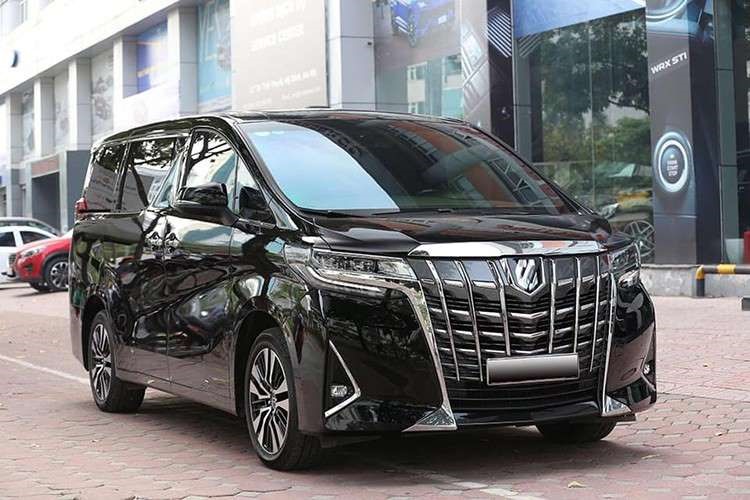 Toyota Alphard. Ảnh ST.