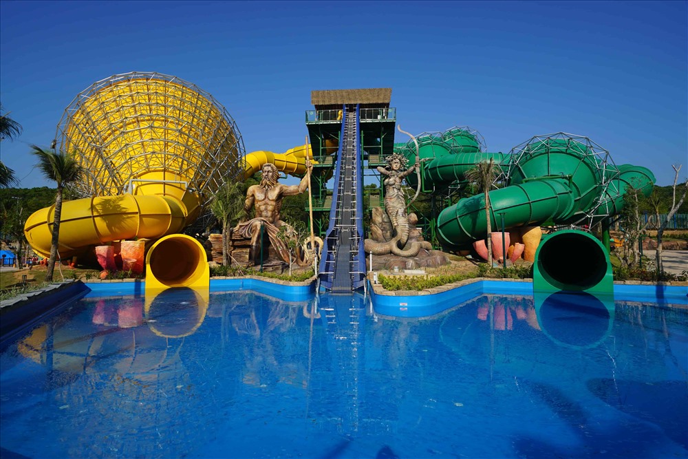 Aquatopia Water Park sở hữu những trò chơi hiện đại hàng đầu Đông Nam Á