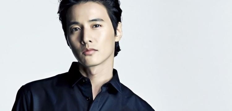 “Nam thần của mọi nam thần” là biệt danh mà mọi người đặt cho Won Bin - Ảnh : Mọt phim