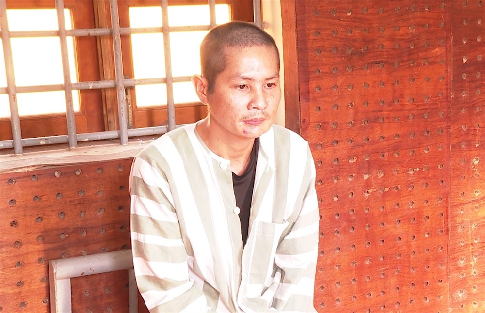 Đối tượng Đạt tại cơ quan công an. Ảnh: Công an cung cấp