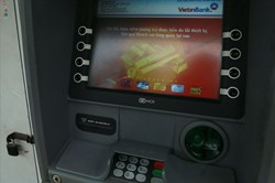 Máy ATM đồng loạt "đình công" tại các khu công nghiệp