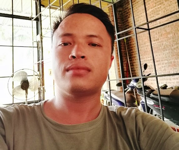 Anh Đặng Ngọc Hạnh - người nổi tiếng vì sự bình tĩnh, gan dạ khi tay không đã khống chế được tên cướp có dao.