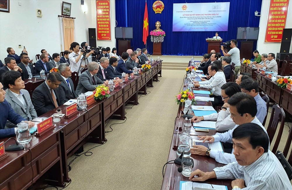 Quang cảnh buổi lễ ký kết (ảnh Nhật Hồ)