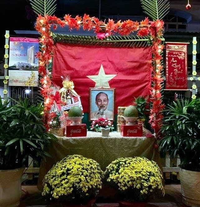 Một bàn thờ Tổ Quốc do người dân tự lập tại Phường 7, Thành phố Bạc Liêu (ảnh Nhật Hồ)