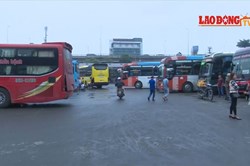 Chuyện lạ ngày 28 Tết: Bến xe vắng tanh, không còn giành giật từng vé