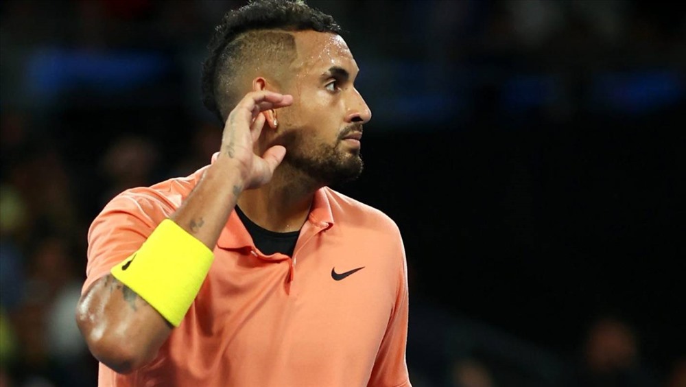 “Gã quái chiêu” Nick Kyrgios đã có vé vào vòng 3. Ảnh: Getty.