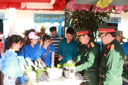 Tết giản dị mà ấm áp vững vàng của người lính nơi vùng biên Tuy Đức
