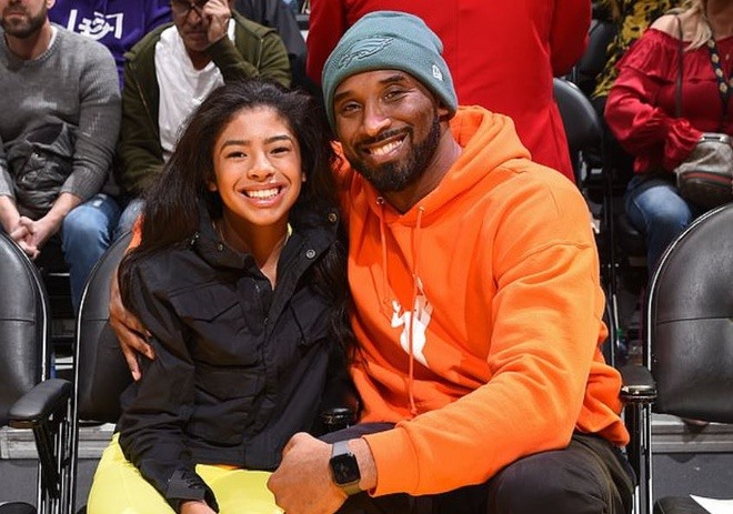 Kobe Bryant và con gái. Ảnh: Daily Mail.