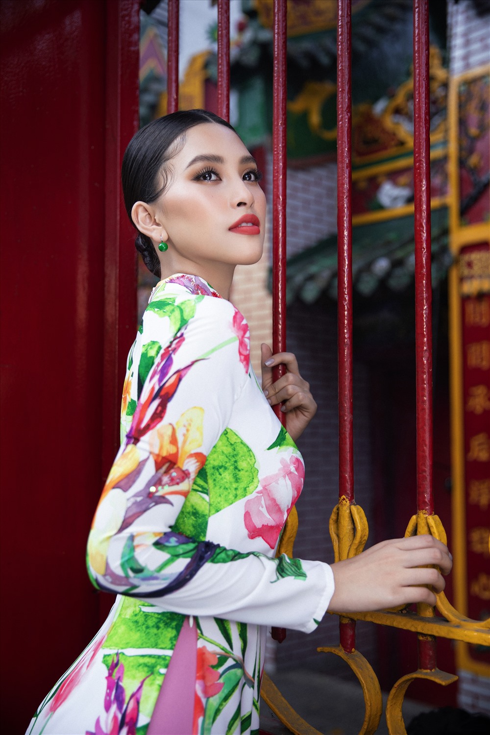 Với danh hiệu Hoa hậu Việt Nam 2018, Tiểu Vy đã thực hiện những việc làm ý nghĩa góp ích cho cộng đồng và những hành động nhân ái giúp đỡ những người gặp khó khăn trên nhiều tỉnh thành. Ảnh: Lê Thiện Viễn.