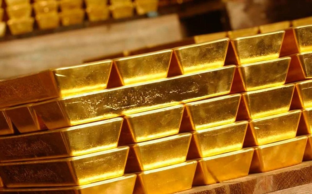 Giá vàng tăng mạnh trong phiên cuối tuần. Ảnh TL