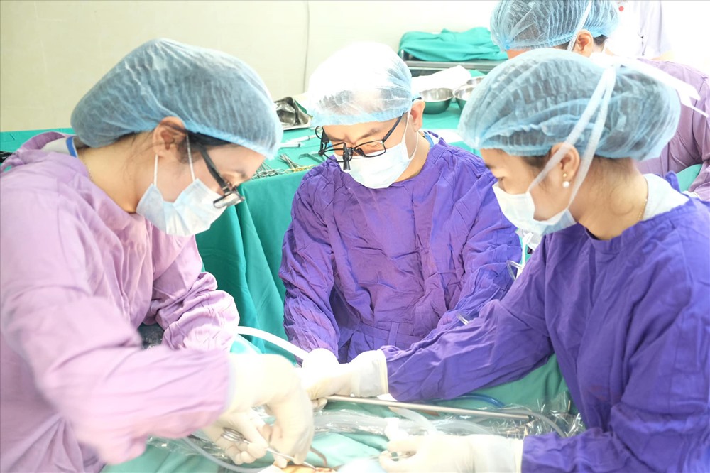 Ca phẫu thuật thực hiện trong 90 phút. Ảnh: BSCC