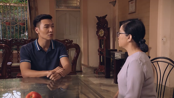 Mẹ Huy lo lắng vì Huy bị nghi ngờ liên quan đến ông Thành. Ảnh: CMH.