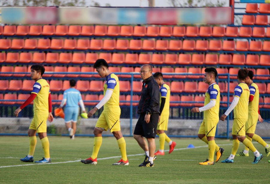 Thầy Park và U23 Việt Nam hướng tới mục tiêu giành vé dự Olympic 2020. Ảnh: VFF