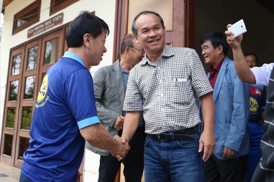 Huấn luyện viên Chung Hae-seong từng làm giám đốc kỹ thuật tại HAGL. Ảnh: Đ.T