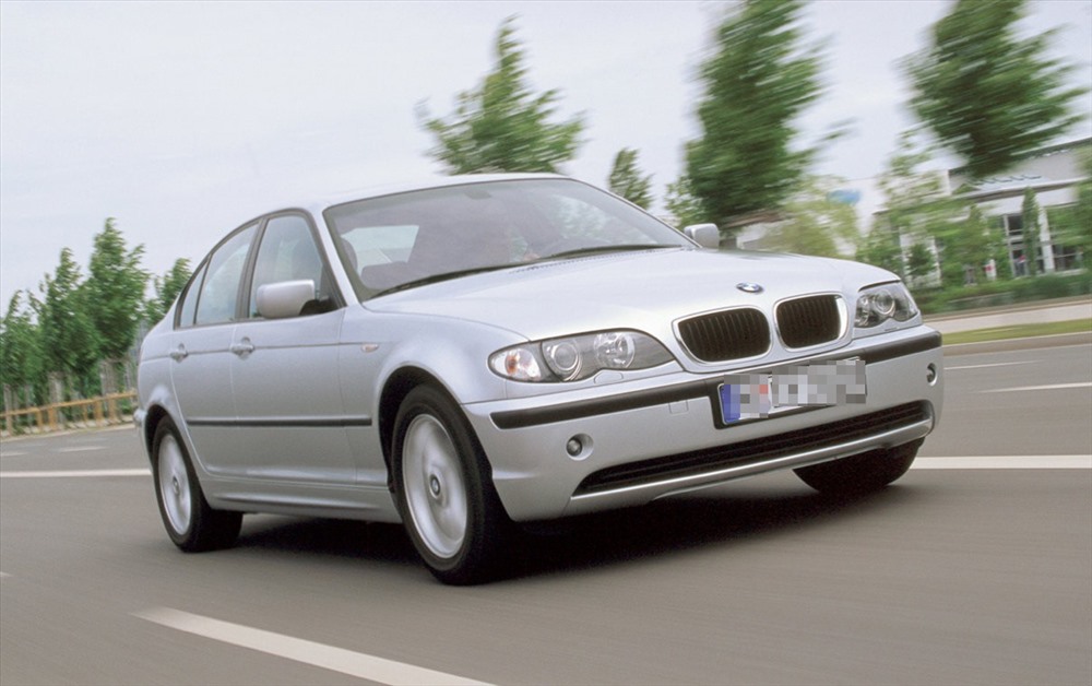 BMW 318i đời 2008. Ảnh ST.