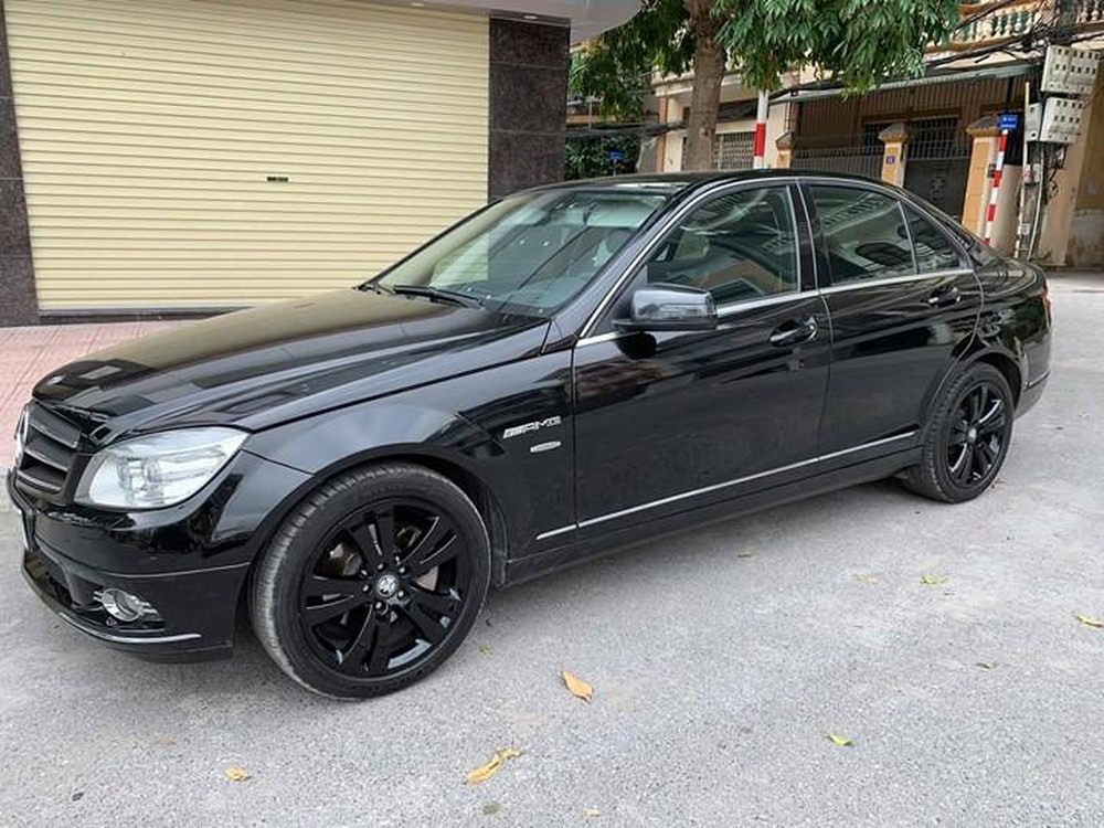 Mercedes C200 đời 2008. Ảnh ST.
