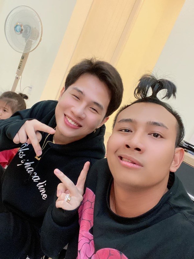 Trước đó vài ngày, Thái Vũ đã đăng ảnh chụp cùng Jack.