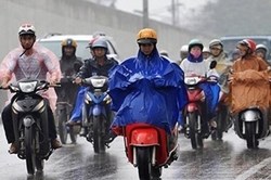 Miền Bắc mưa dông diện rộng, cảnh báo lũ và ngập lụt ở những nơi nào?