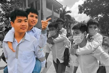 Câu chuyện tình bạn giữa Tất Minh và Minh Hiếu khiến nhiều người cảm động. Ảnh: LDO.