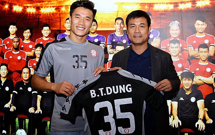 Bùi Tiến Dũng là bản hợp đồng “bom tấn” của TPHCM. Ảnh: HCMFC