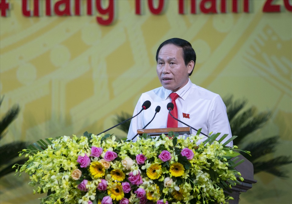 Ông Lê Tiến Châu, Bí thư Tỉnh ủy Hậu Giang phát biểu khai mạc phiên trù bị. Ảnh: L.A.