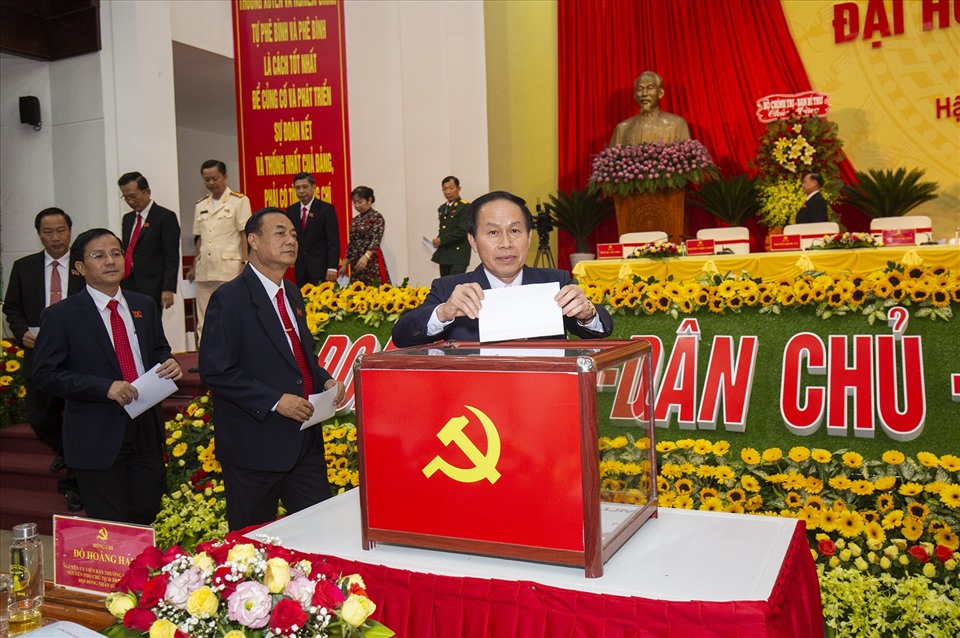 Hậu Giang tiến hành bầu cử Ban Chấp hành Đảng bộ tỉnh khóa mới. Ảnh: P.V.