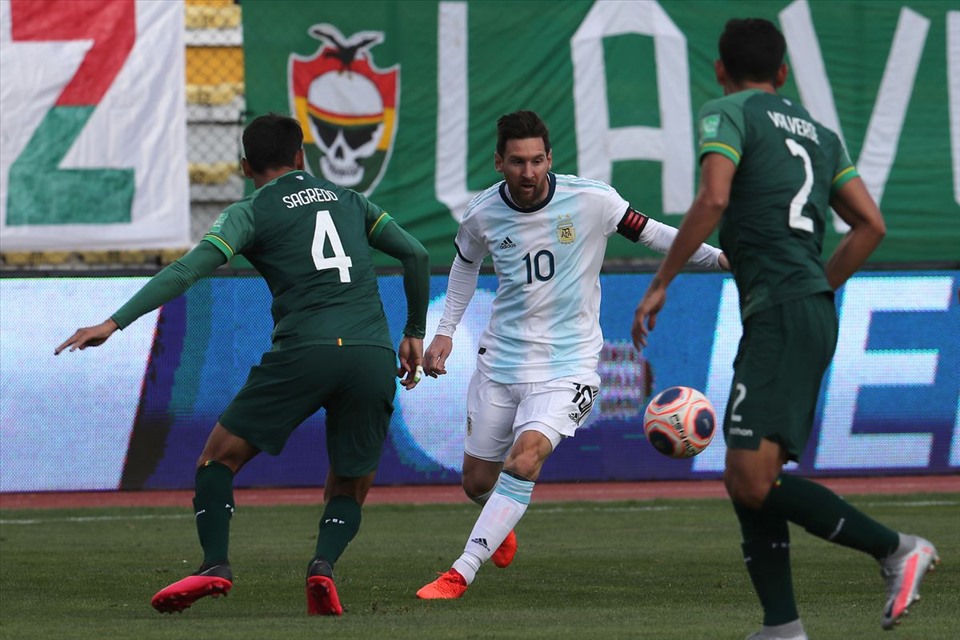 Messi chơi đầy nỗ lực trên sân. Ảnh: AFA