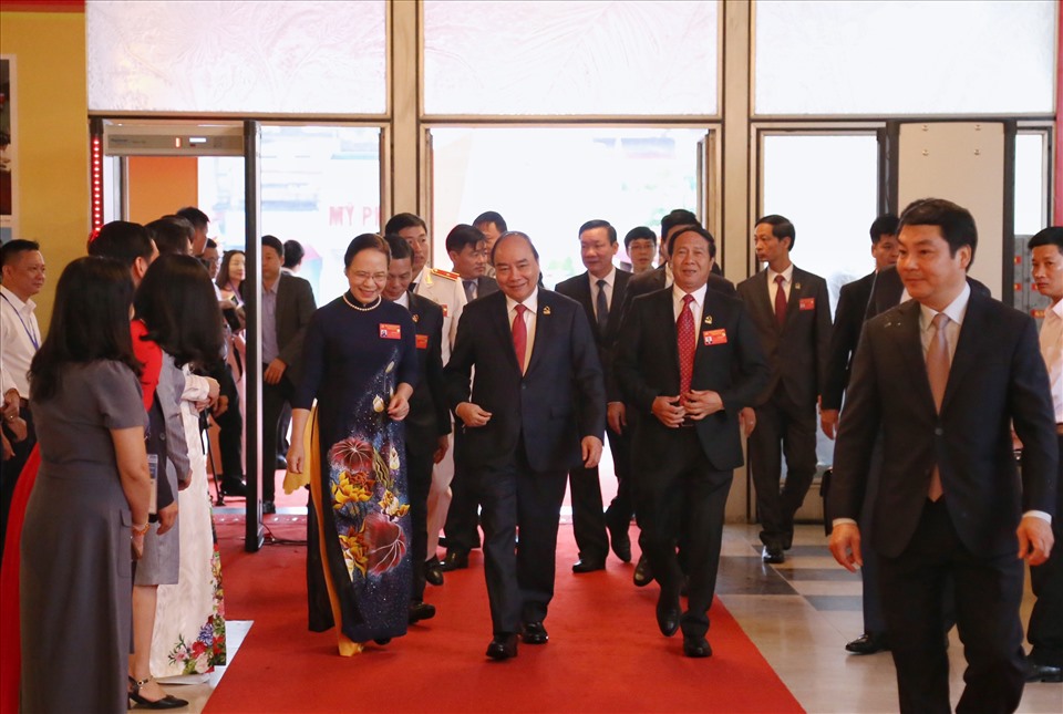 Thủ tướng đánh giá cao Hải Phòng trong việc dám nghĩ dám làm để thành phố phát triển toàn diện trong nhiệm kì qua - ảnh HP