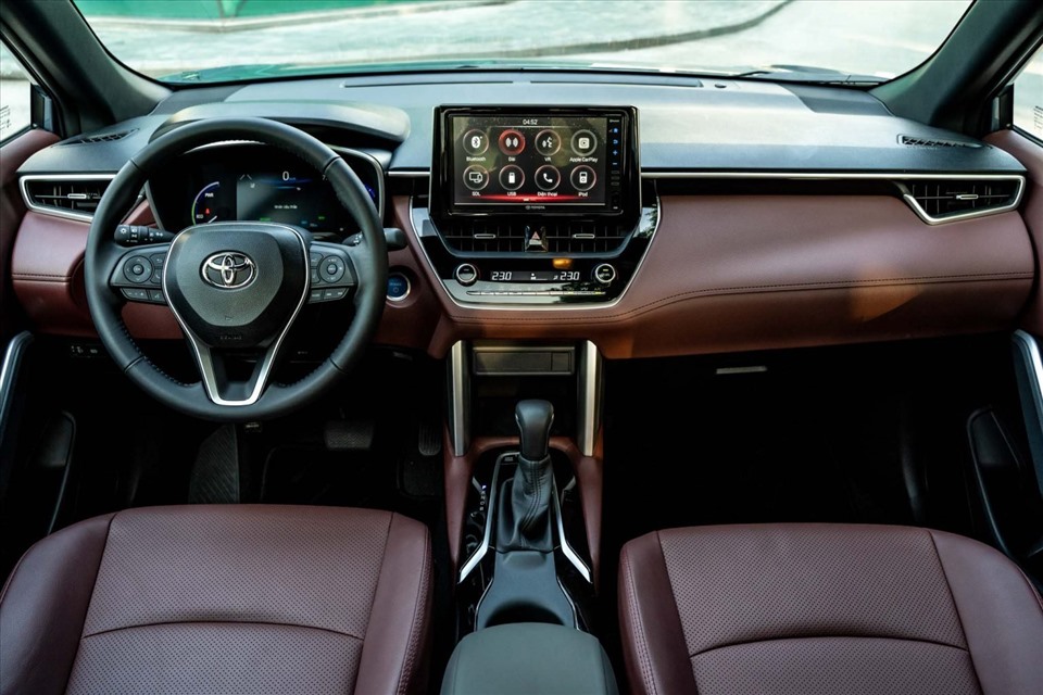 Bên trong khoang lái của mẫu xe Toyota Corolla Cross. Ảnh: Autopro.