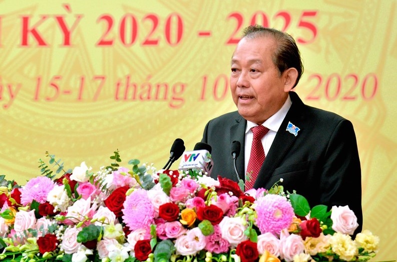 Ủy viên Bộ Chính trị, Phó Thủ tướng Thường trực Chính phủ Trương Hòa Bình phát biểu tại Đại hội Đảng bộ tỉnh Kiên Giang khóa XI. Ảnh: BTC Đại hội cung cấp