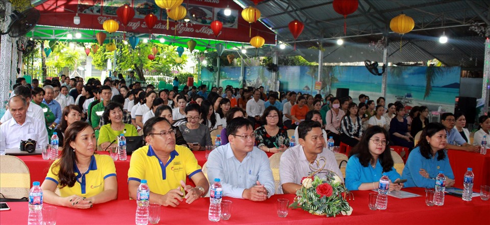 Các đại biểu tham gia tại diễn đàn (ảnh Quốc Bảo)