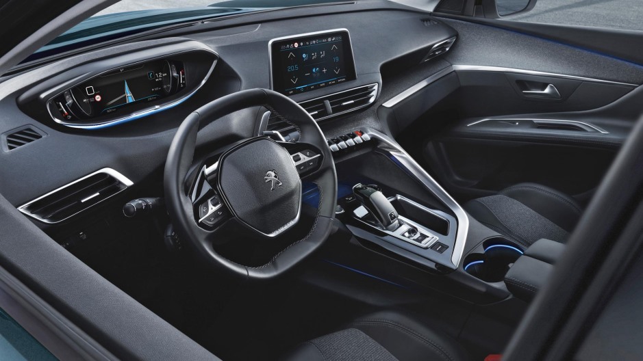 Bên trong khoang lái Peogeot 5008. Ảnh: Peugeot.