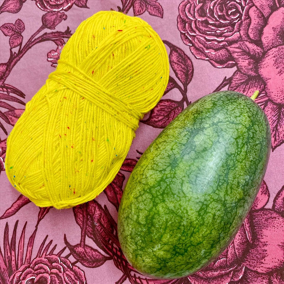 Chiều dài như cuộn len 100gr.
