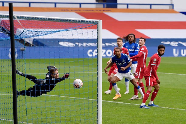 Calvert-Lewin kéo lại 1 điểm cho đội chủ nhà. Ảnh: Getty Images