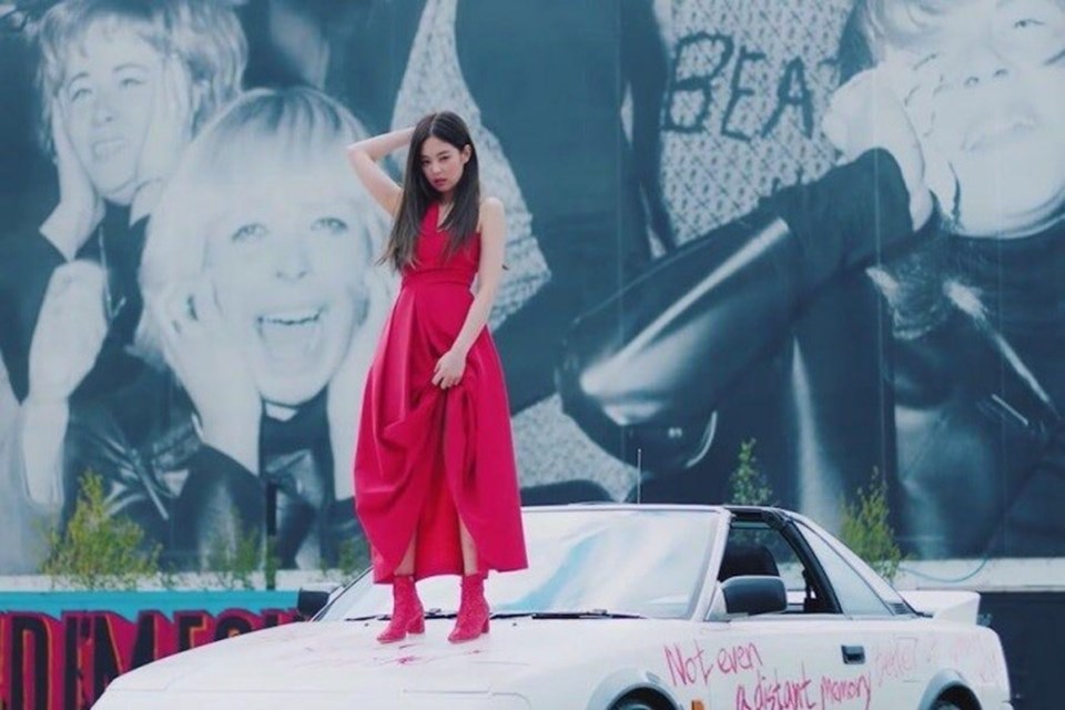MV đầu tay của Jennie (BlackPink) đạt được nhiều thành tích "khủng". Ảnh chụp màn hình. MV đầu tay của Jennie (BlackPink) đạt được nhiều thành tích "khủng". Ảnh chụp màn hình.