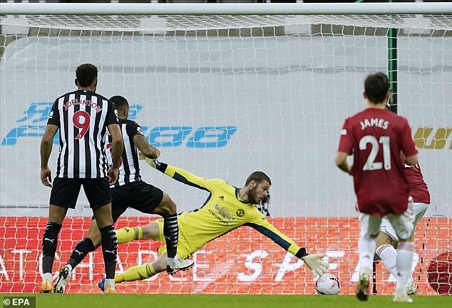 De Gea có ngày thi đấu hoàn hảo. Ảnh: EPA.