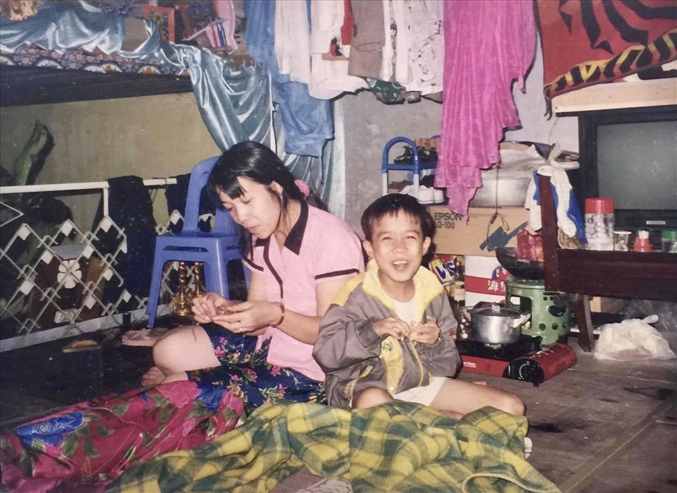 Kí ức về những ngày tháng mưa lũ hằn sâu trong lòng những người con miền Trung tử thuở tấm bé. Ảnh: Lan Phương.