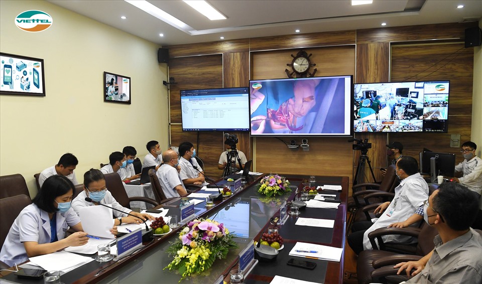 Hoàn thành kết nối 1.000 điểm Telehealth, Viettel cam kết mỗi người dân có một trợ lý sức khỏe thông minh.