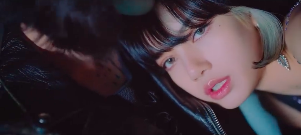 Lisa - Blackpink cá tính. Ảnh: CMH.
