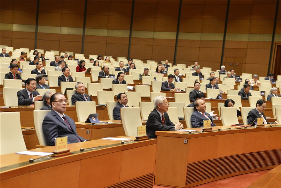 Các đại biểu tham dự phiên khai mạc từ điểm cầu Hội trường Diên Hồng.