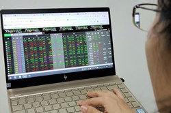Chứng khoán: Bất chấp rung lắc, bán ròng, nhịp tăng mới sẽ xuất hiện?