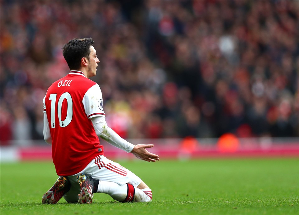 Ozil xúc động nói lời gan ruột đến fan Arsenal