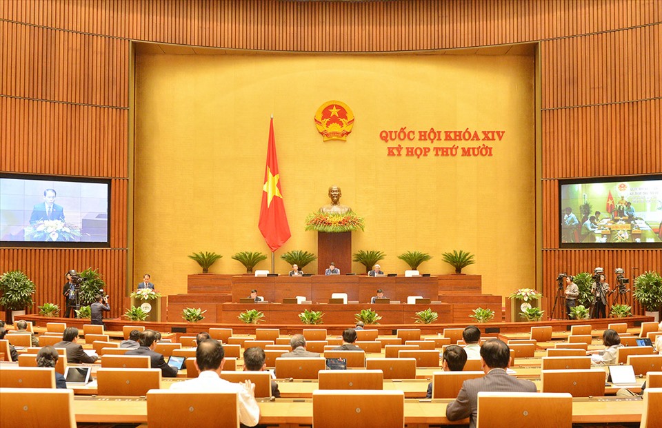 Sáng ngày 22.10, Quốc hội thảo luận trực tuyến về một số nội dung còn ý kiến khác nhau của dự thảo Luật sửa đổi, bổ sung một số điều của Luật Xử lý vi phạm hành chính. Ảnh: Quochoi