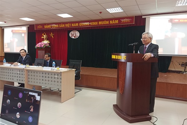 GS.TS Tạ Ngọc Tấn - Phó Chủ tịch chuyên trách Hội đồng Lý luận Trung ương. Ảnh VNN