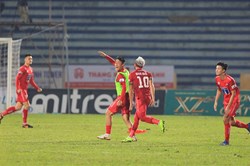 Kịch tính ở Thiên Trường, Hải Phòng chính thức trụ hạng