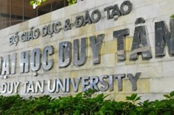 Đại học Duy Tân đã trả bằng cho người lao động
